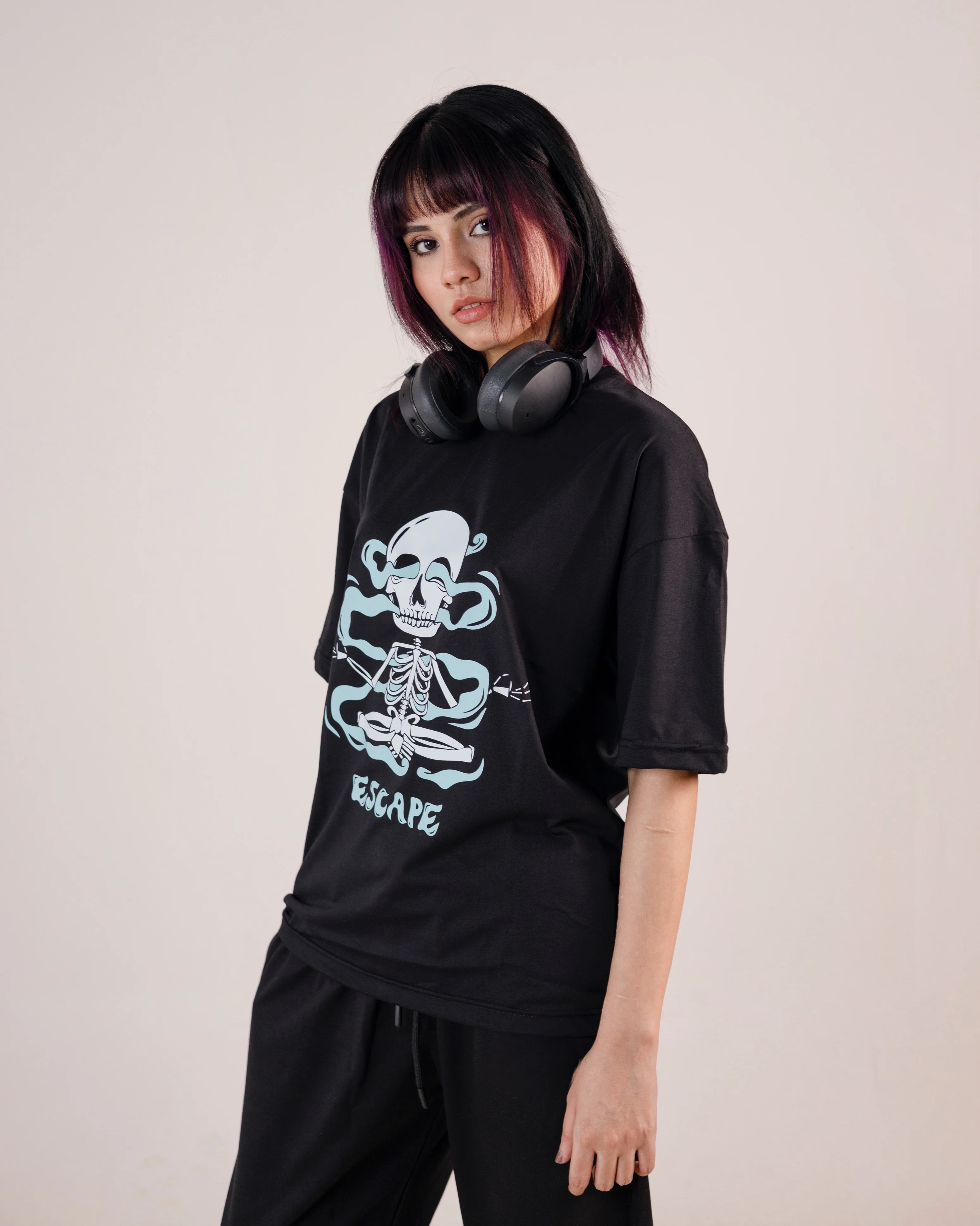 Escape Skull Graphic Drop Shoulder Oversized Tee Black - Image 2
